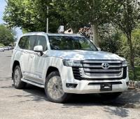 2025款 丰田酷路泽4000 4.0L GX-R 8气 20轮 真皮