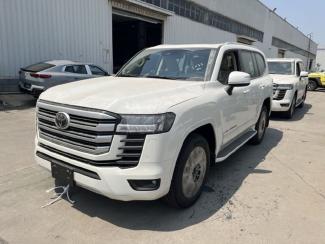 2025款 丰田酷路泽3300 3.3T 柴油 GX-R 20轮 真皮 价格电议 18822338001