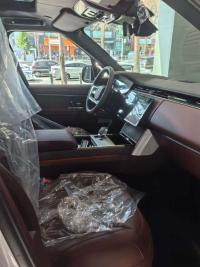 路虎揽胜行政4.4汽油