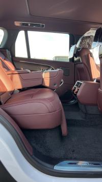 路虎揽胜行政4.4汽油