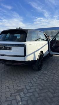 路虎揽胜行政4.4汽油