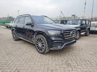 2025款 奔驰GLS450 7座 AMG暗夜包