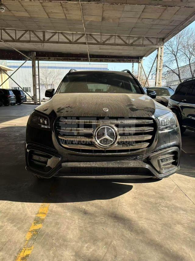 美规2025款 奔驰GLS450 7座 AMG包 顶峰包