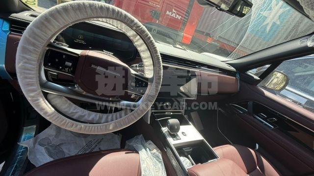 欧版2025款 路虎揽胜行政3.0柴油 3.0T D350 柴油 创世标轴