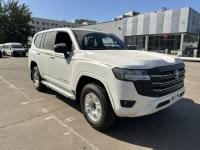 2025款 丰田酷路泽4000 4.0L 4气 17铁轮 无绞盘