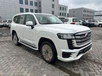 2025款 丰田酷路泽4000 4.0L GX-R 8气 20轮 真皮 (Modellista套件) 科威特