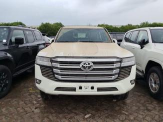 2025款 丰田酷路泽4000 4.0L GX-R 8气 18轮 丝绒 保税区最大商家（定金开票/定金发车）平行进口车试点企业