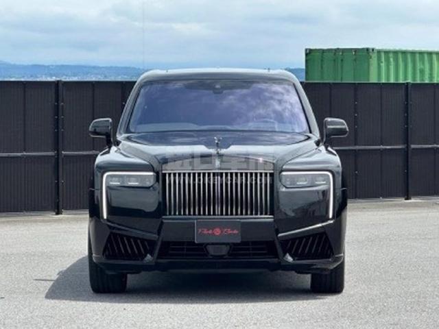 欧版2025款 劳斯莱斯库里南 6.7T Black Badge