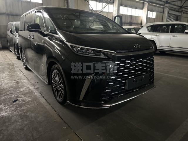 欧版2025款 雷克萨斯LM350h 2.5L 七座