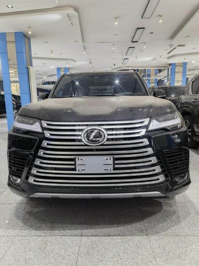 加版2025款 雷克萨斯LX600 7座 Premium高级 标准型