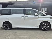 2025款 丰田埃尔法 2.5L 油电混动 四驱 韩版