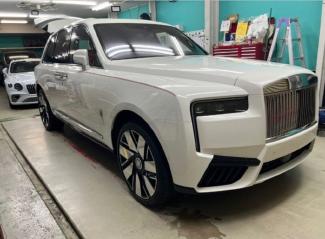 2025款 劳斯莱斯库里南 6.7T 标准型 保税区最大商家（定金开票/定金发车）平行进口车试点企业