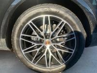 保时捷卡宴(凯宴)