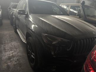 2025款 奔驰GLE53 保税区最大商家（定金开票/定金发车）平行进口车试点企业