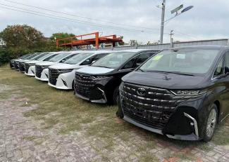 2026款 丰田埃尔法 2.5L 油电混动 韩版 报价太乱 价格电议 18822338001