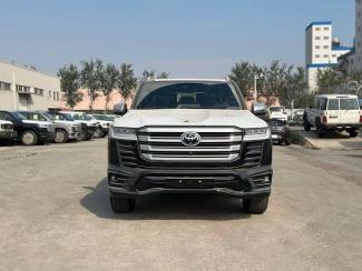 2025款 酷路泽3300 3.3T 柴油 VX-R 报价太乱 价格电议 18822338001