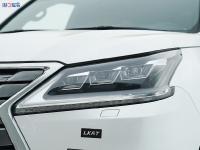 21款 LX570 铂金版前大灯