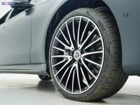 23款 S580 四驱 长轴前轮胎