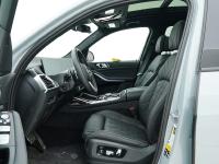 24款 xDrive40i M运动前排座椅