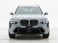 24款 xDrive40i M运动正前