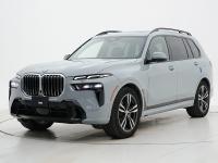 24款 xDrive40i M运动前侧